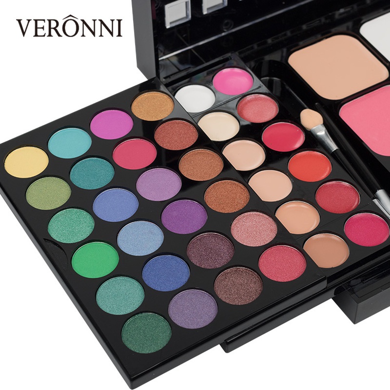 40/74/78 Colors Glitter Eyesha - Beauty Book Makeup Kit recension och pris