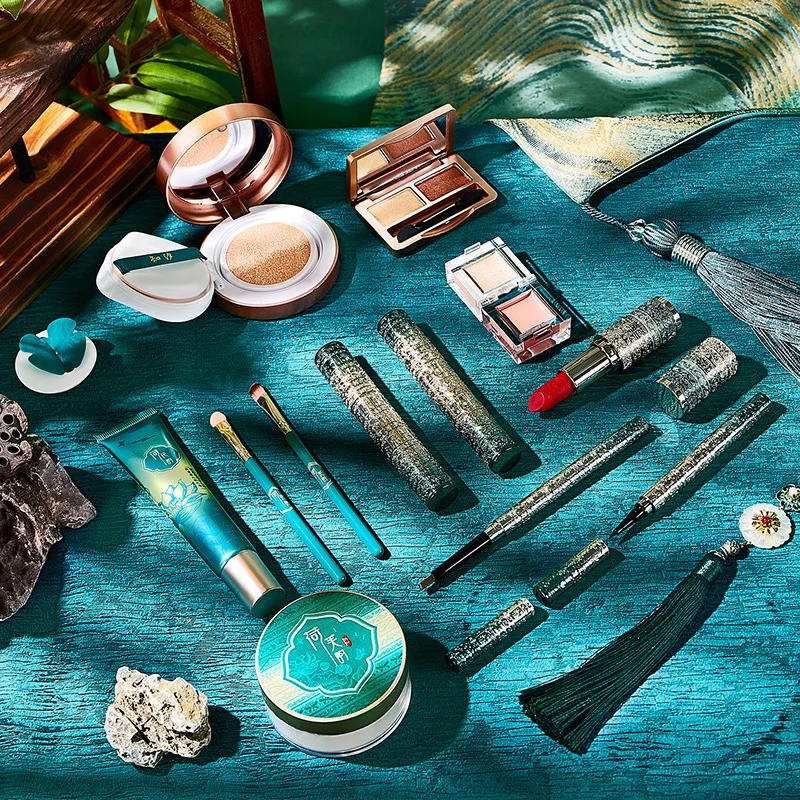 13 Piece Makeup Kit Set, Cosme - Beauty Book Makeup Kit recension och pris