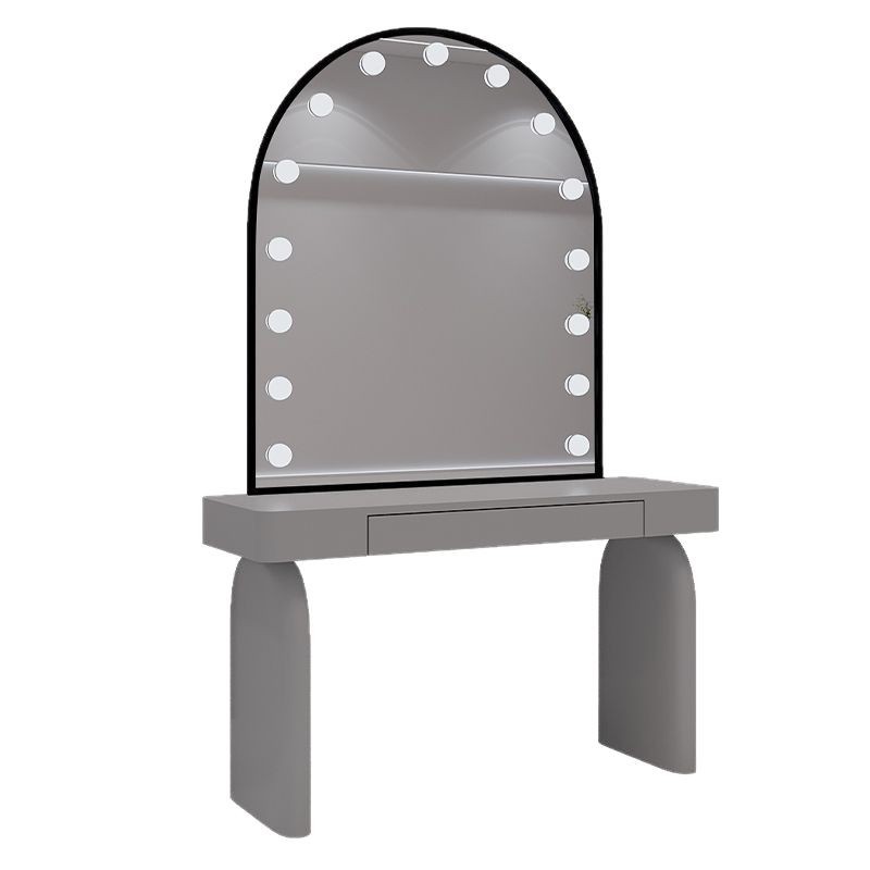 Dresser with lamp Makeup artis - Beauty Makeup Studio recension och pris