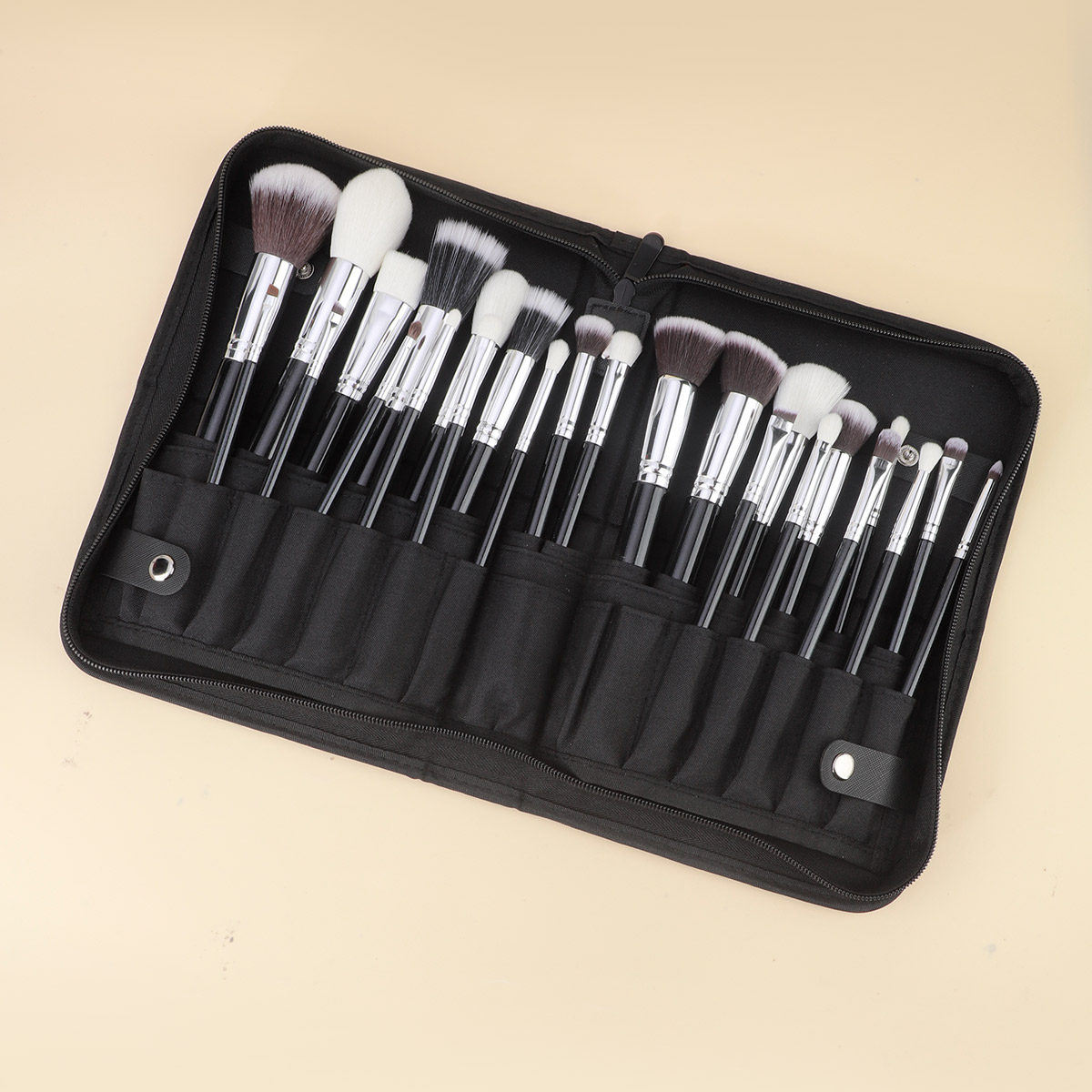 RANCAI 25Pcs Full Sets Of Make - Beauty Makeup Studio recension och pris